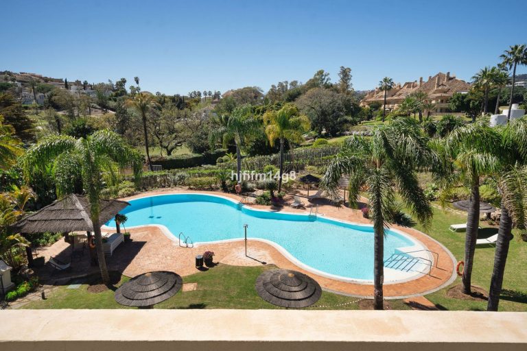 df32310692e2d1caca44d4aa235c7794 - 2