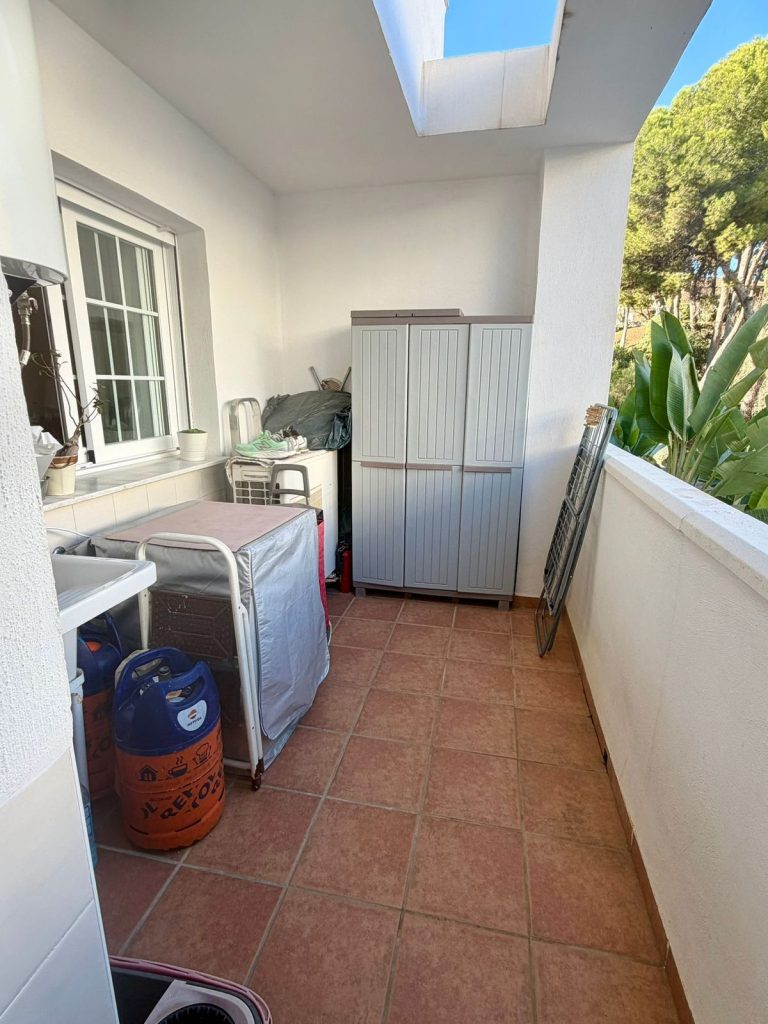 df71aa0945be53eb1216a8763ed07d4c - 9