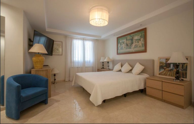 e0f18c620956603ffd4204f39a2cbfff - 7