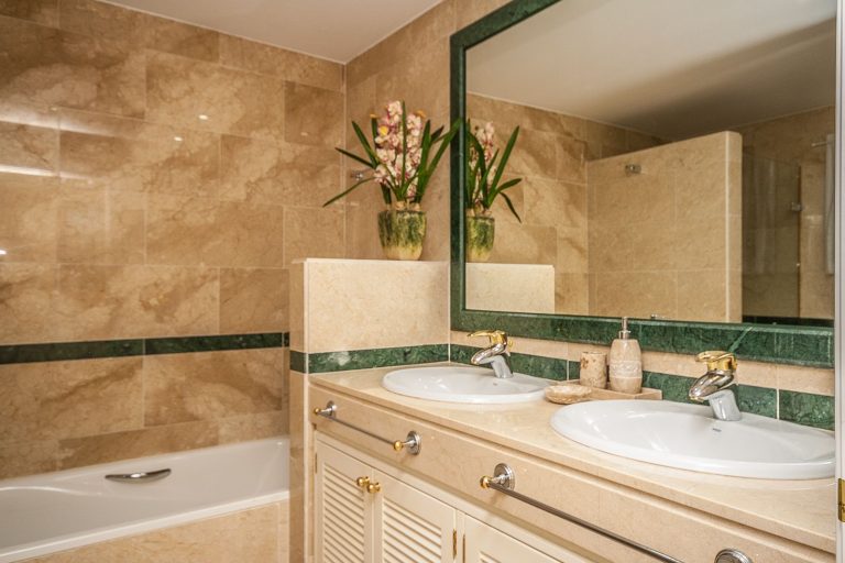 e2d493d5abcfc7df6ba5b99d58967199 - 5