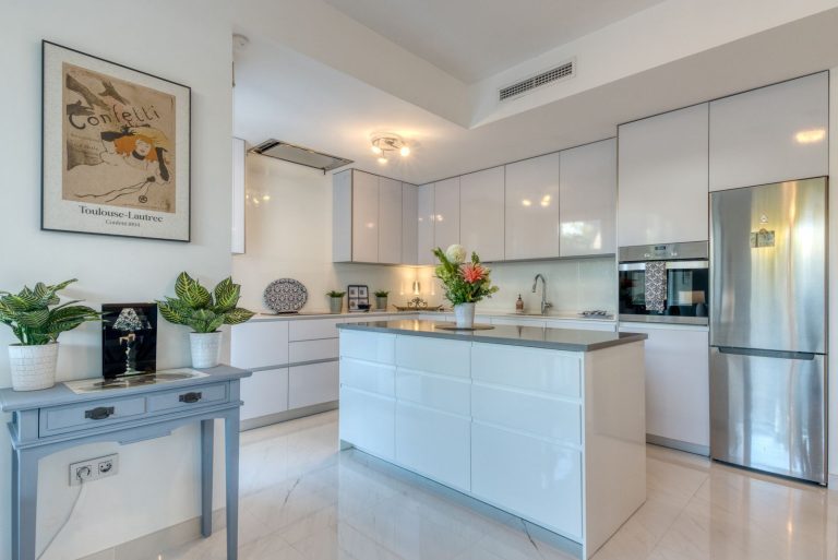 e2fc78090170e5676d196d067546be73 - 11