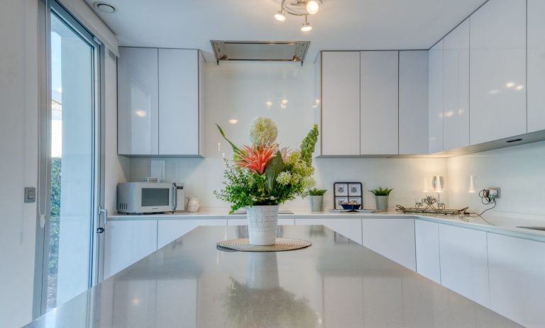 e2fc78090170e5676d196d067546be73 - 13