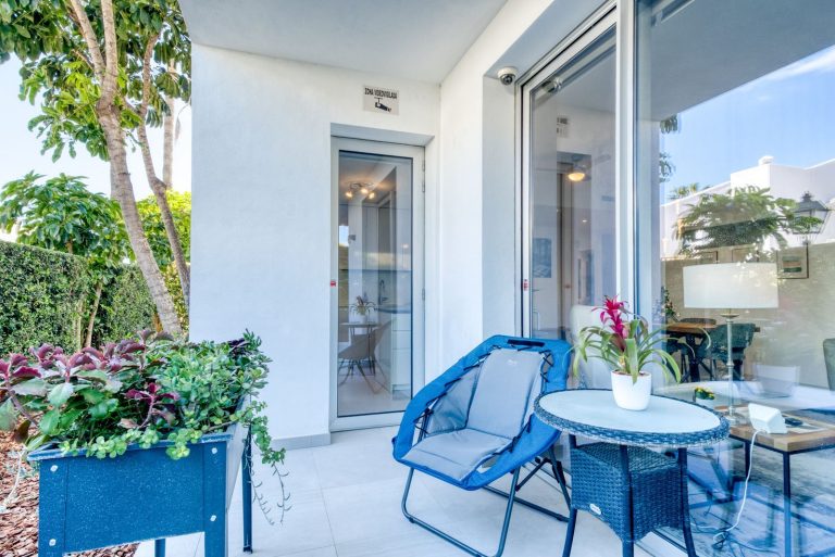 e2fc78090170e5676d196d067546be73 - 16