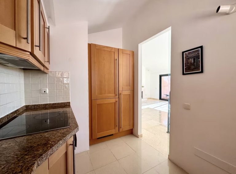 e34077e2f8d861585c6e6aea1b06ed14 - 8