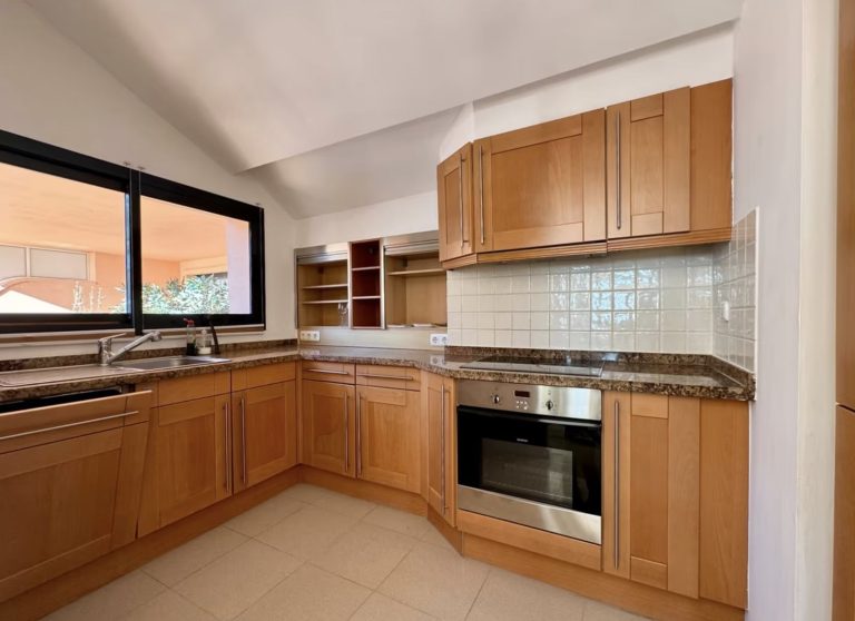 e34077e2f8d861585c6e6aea1b06ed14 - 9