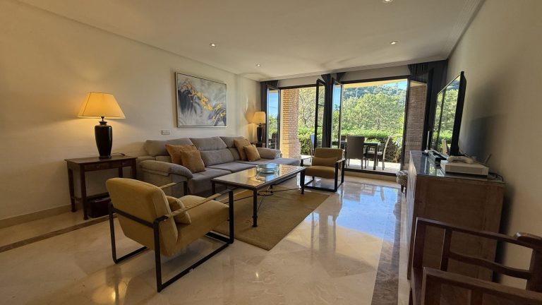 e4b80f4dc6925509695a9874b84f00da - 6