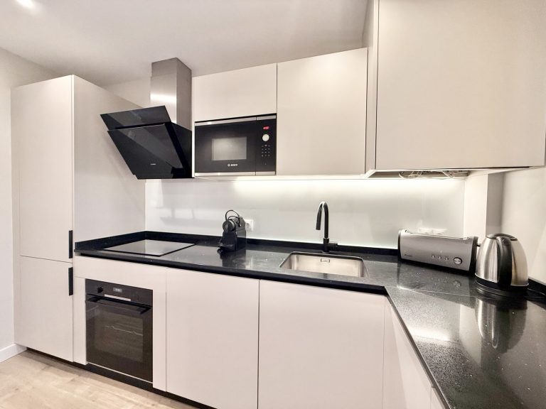 e5132f0d67e8735c2f7a78083c0518f9 - 10