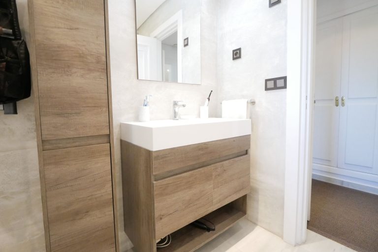 e545e8bc1c9a2d78e9a9c77df0ed9b40 - 11