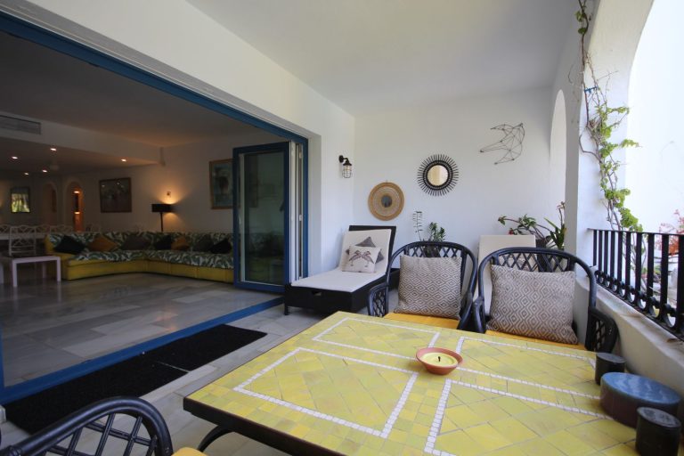 e545e8bc1c9a2d78e9a9c77df0ed9b40 - 13