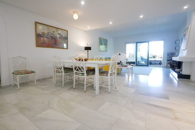 e545e8bc1c9a2d78e9a9c77df0ed9b40 - 6