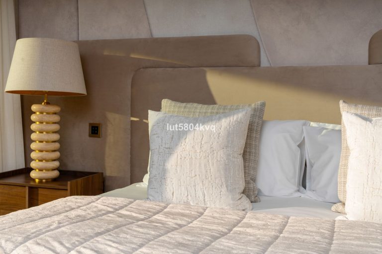 e550d46811b262bbeaf5d852eb6a64b6 - 13