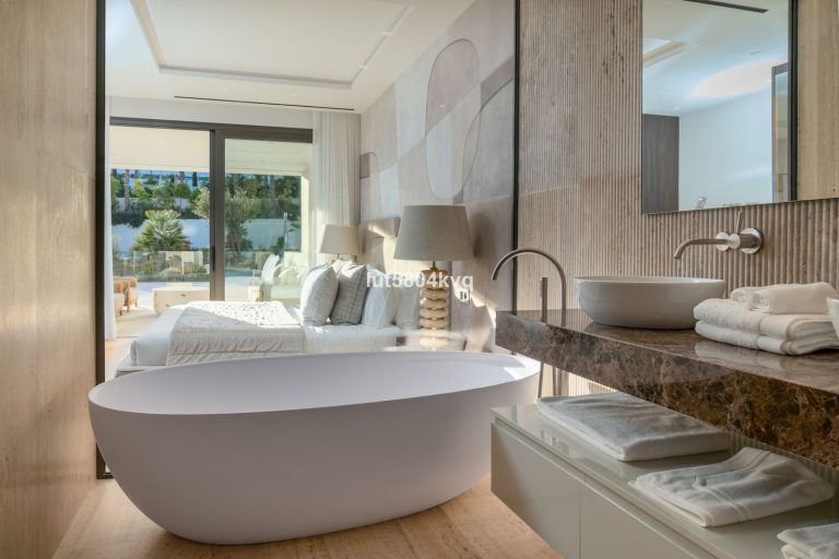 e550d46811b262bbeaf5d852eb6a64b6 - 15