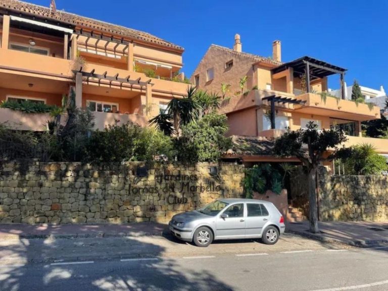 e58588cb6bb8defd09ee8959e4c5e48d - 2