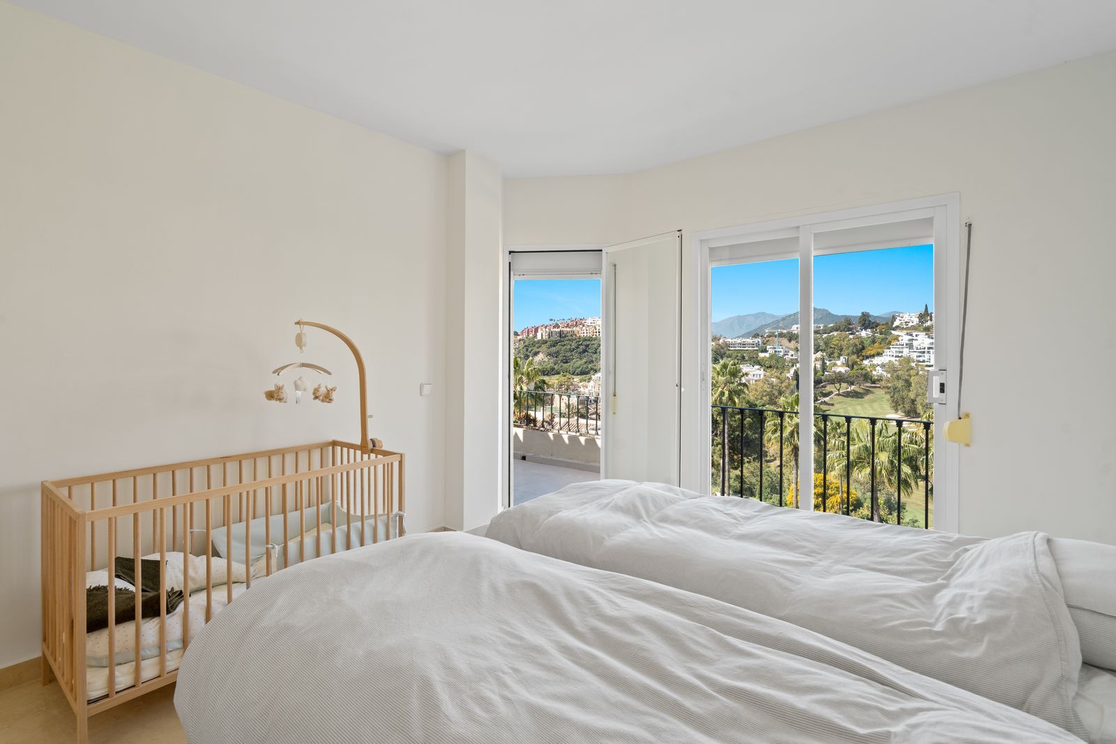 e5efd9392c0e5a76ba7a9c4185673841 - 11