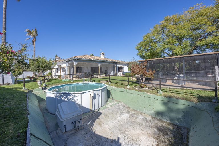 e644f61419fc7bb19ab4c3f57fdf95ce - 10