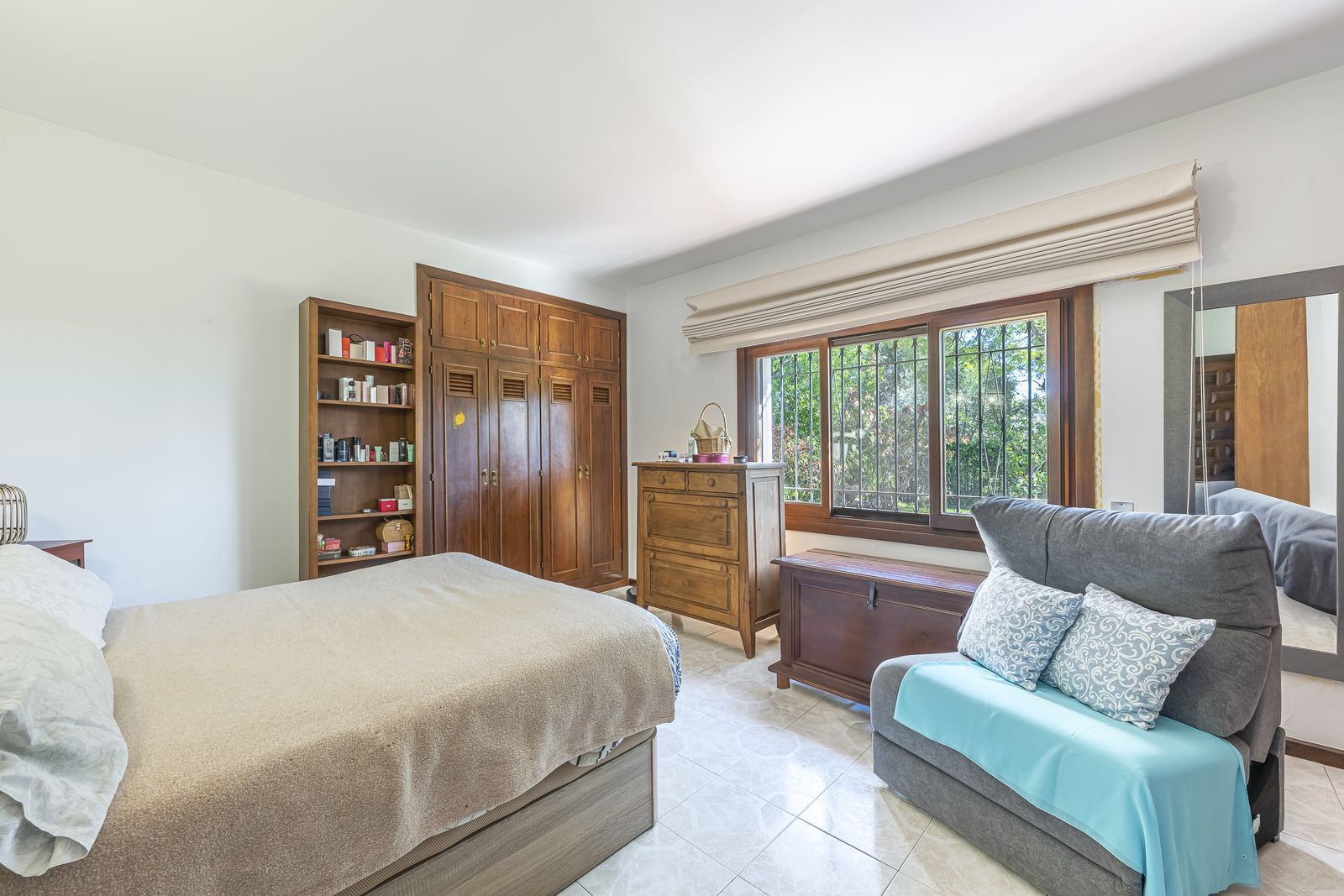 e644f61419fc7bb19ab4c3f57fdf95ce - 15