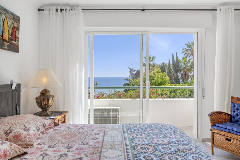 e6ac96c03293d85c75e22e4e34cdcfb2 - 13