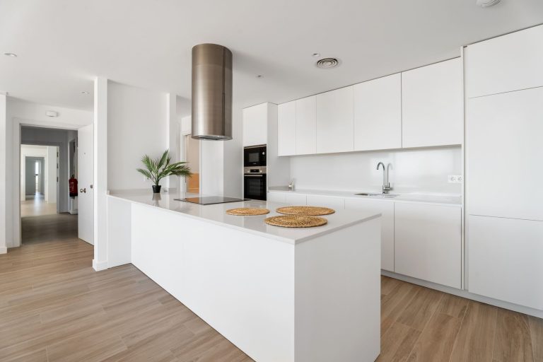 e7f9dbc95a8f14375401ce3439d3b04b - 10