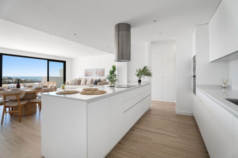 e7f9dbc95a8f14375401ce3439d3b04b - 14