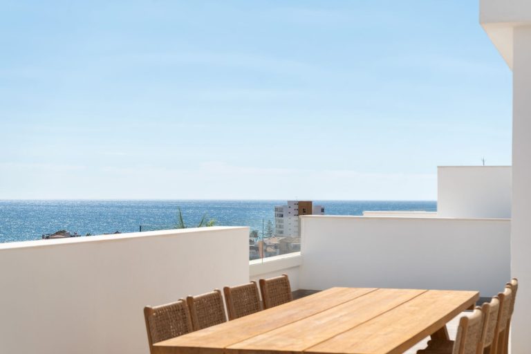 e7f9dbc95a8f14375401ce3439d3b04b - 3