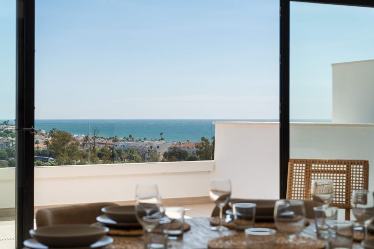 e7f9dbc95a8f14375401ce3439d3b04b - 9