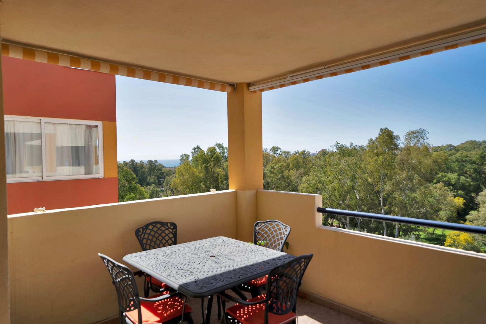 e8b6507fcd73c43215d507ea3f35ae16 - 14