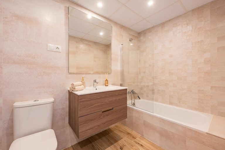 e9332d1a13c263e898499d74a5d019ad - 12