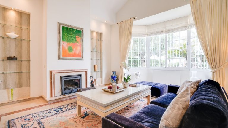 e95e38675594a477d5cc0adcc0cd4640 - 9