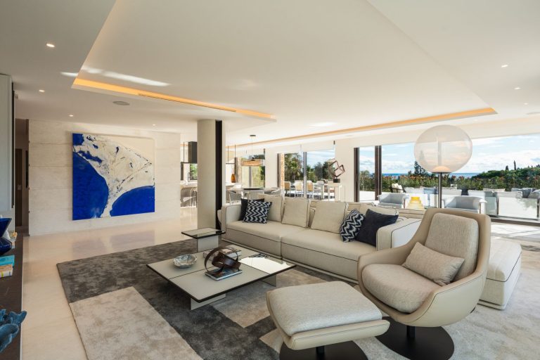 e9d4bab9ac0c25f32d55cbfe21f62e97 - 9