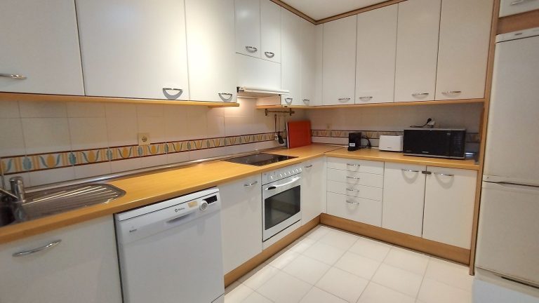 eb08de7772a00263b2fa06d8a78735c9 - 6