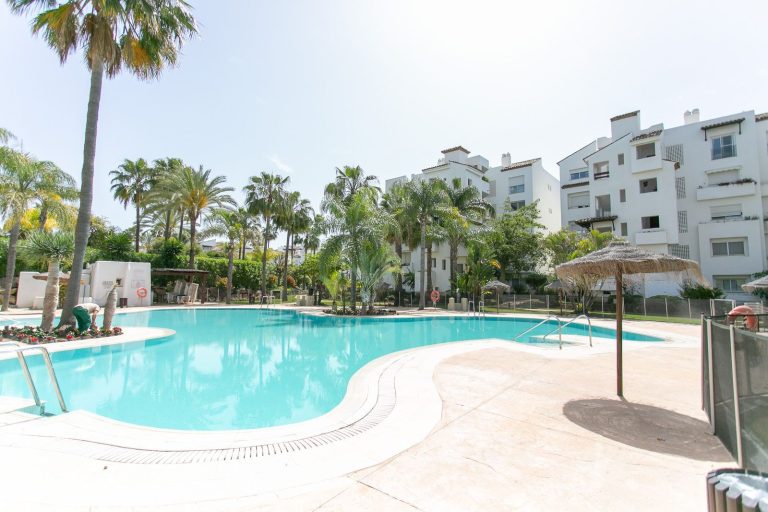 eb08de7772a00263b2fa06d8a78735c9 - 9