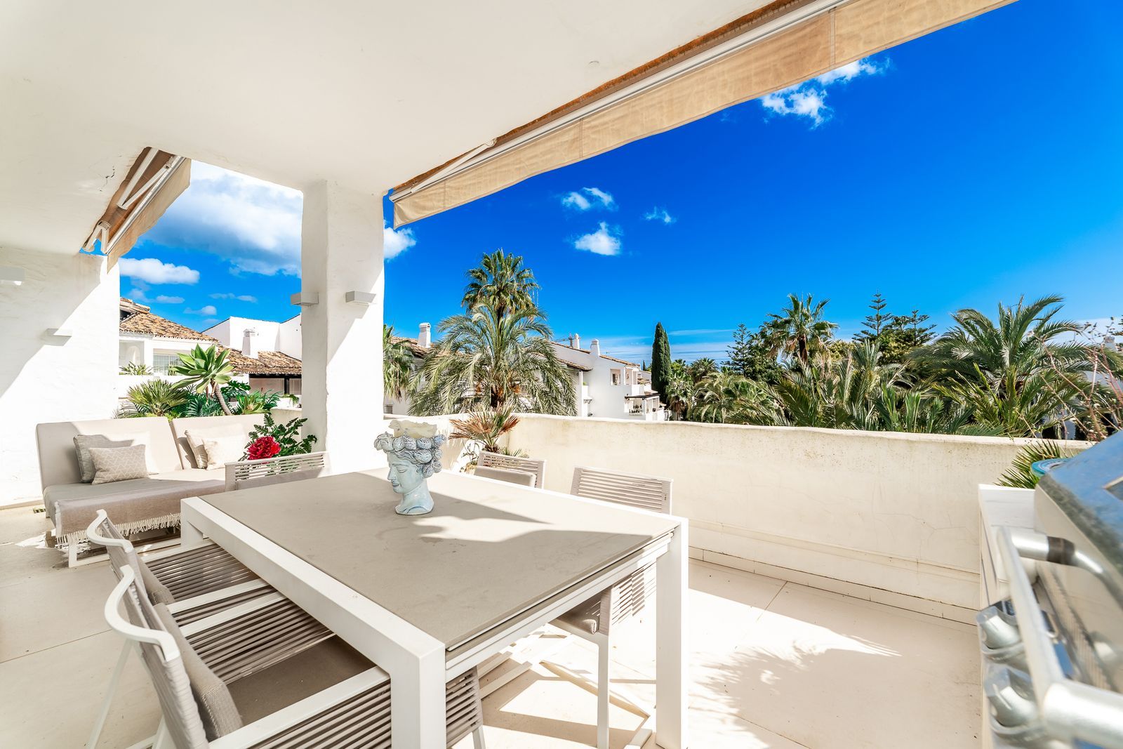 eb4d9c8e044cb3e716f46e75495688e5 - 5