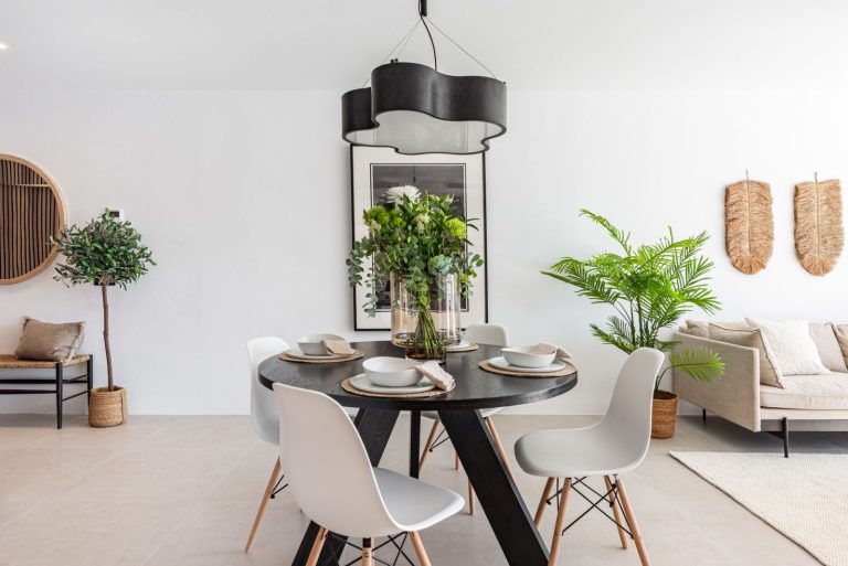 ec3aef0d3a85bc8cca1ac4f373e9c832 - 13