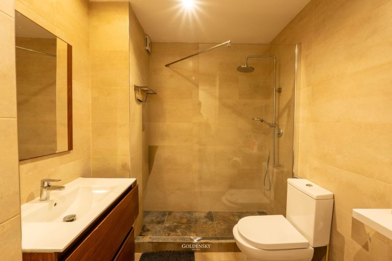 ec850a4ed000216e781c21ad0a5af4a6 - 15