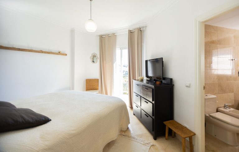 ecf6e22cfabc0c0de3e98164ce0cca80 - 7