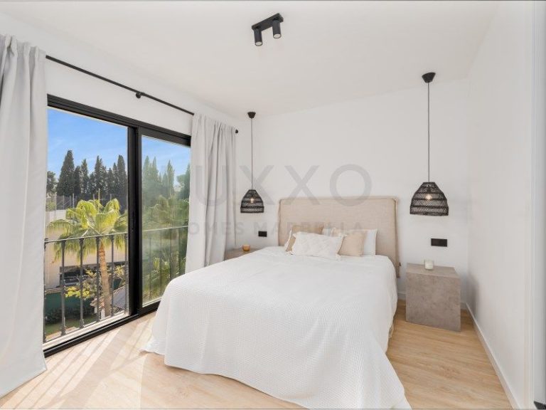 ee60d2936105e8430bb1df61926d1803 - 15