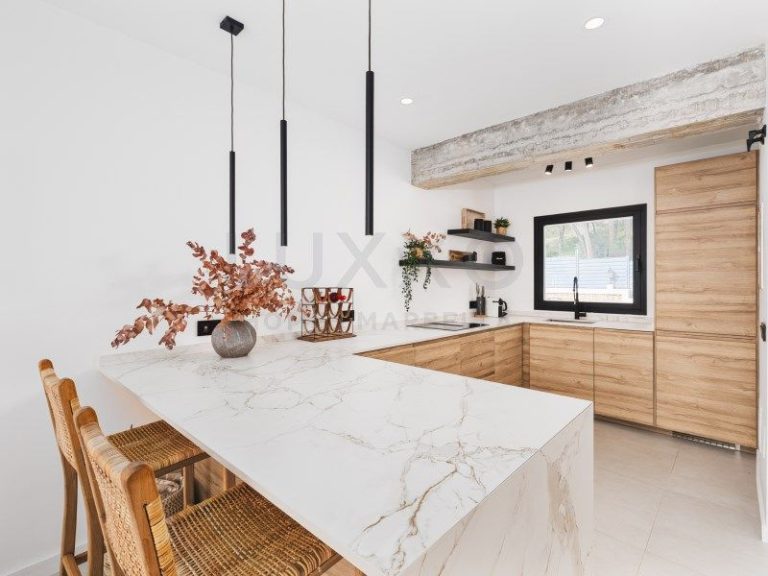 ee60d2936105e8430bb1df61926d1803 - 7