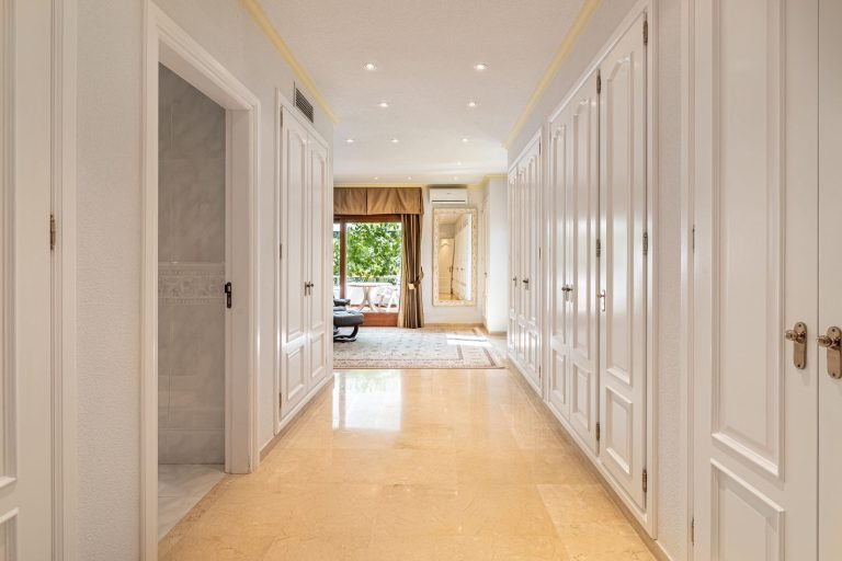 ee89a92a0763c60fd719f3a5bf83a293 - 15