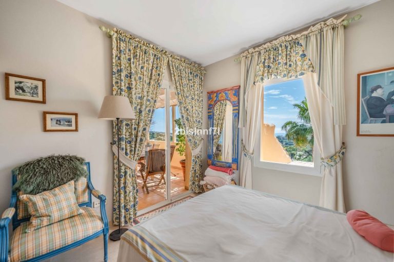 f015e3f7d1f59b643685a6ce073c9ef7 - 11