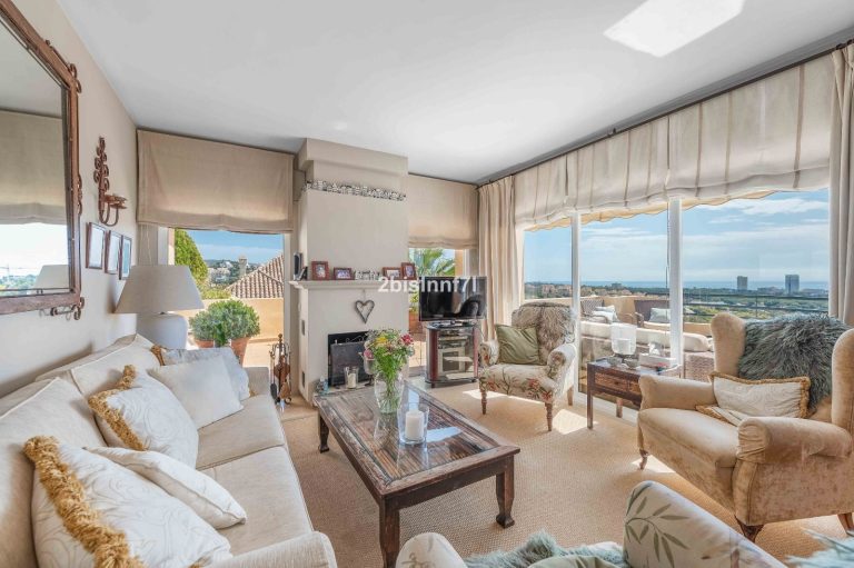 f015e3f7d1f59b643685a6ce073c9ef7 - 4