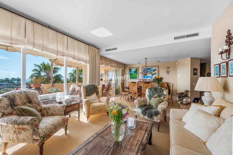 f015e3f7d1f59b643685a6ce073c9ef7 - 7