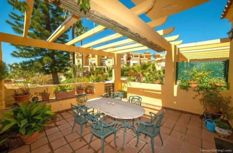 f01e8ff2cd685a086b2713ac602b6868 - 1