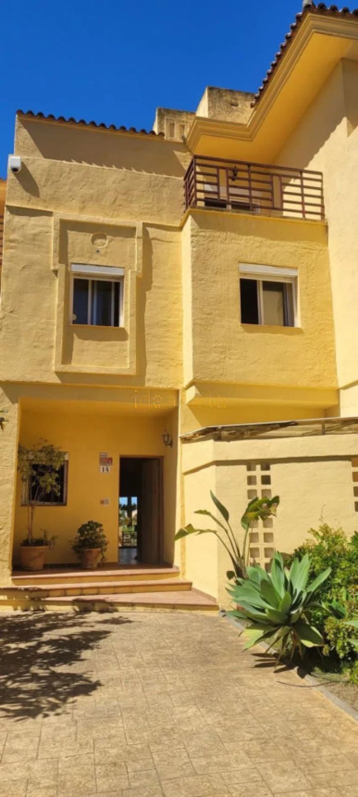 f01e8ff2cd685a086b2713ac602b6868 - 4