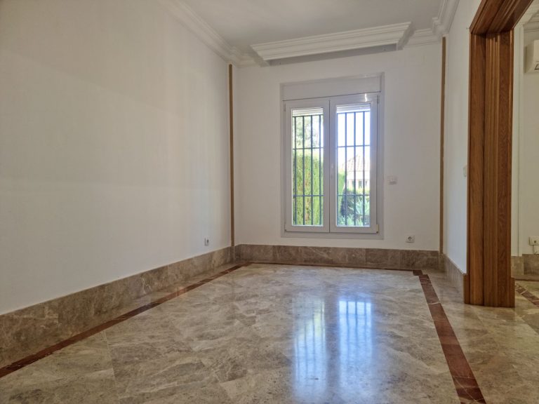 f1b0f7f1dc741b87ce3e7de197e8aef0 - 12