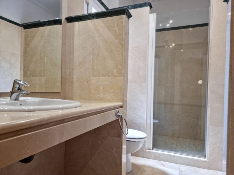 f1b0f7f1dc741b87ce3e7de197e8aef0 - 16