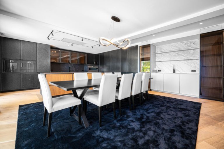 f1b545785df9b9c12c982ae39426c15c - 14