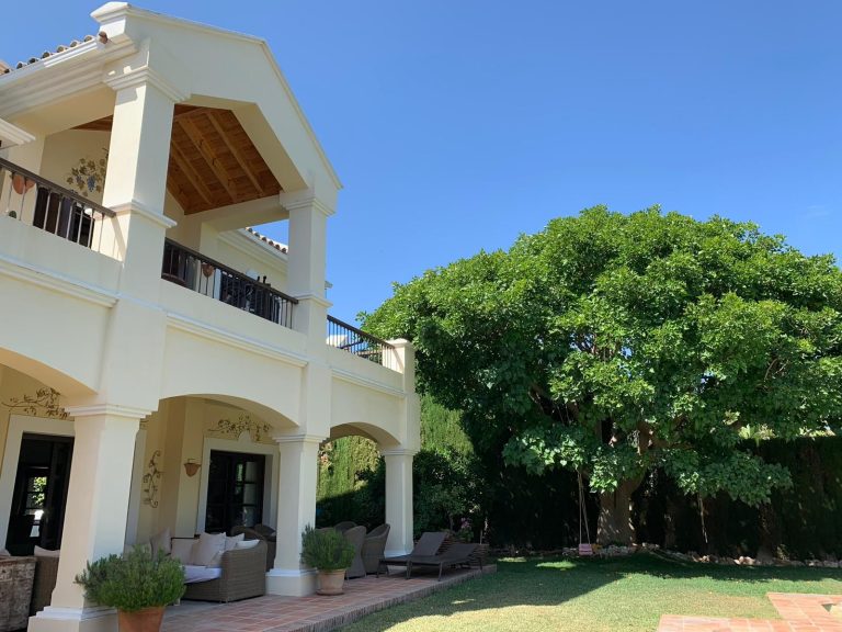 f25c395d2734bf6979b2a88a97d8f8be - 2