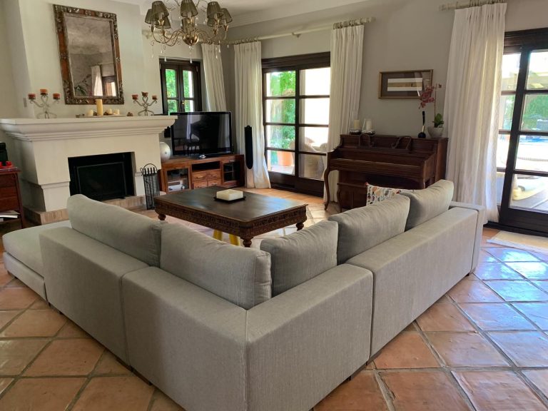 f25c395d2734bf6979b2a88a97d8f8be - 9