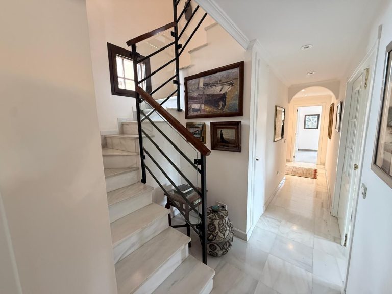 f6cc61f25d95452927509c27c557bf1e - 12