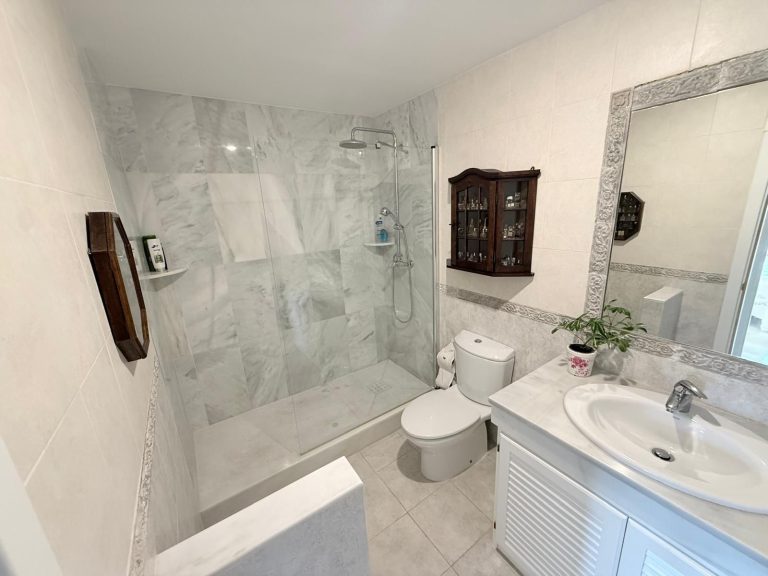 f6cc61f25d95452927509c27c557bf1e - 14